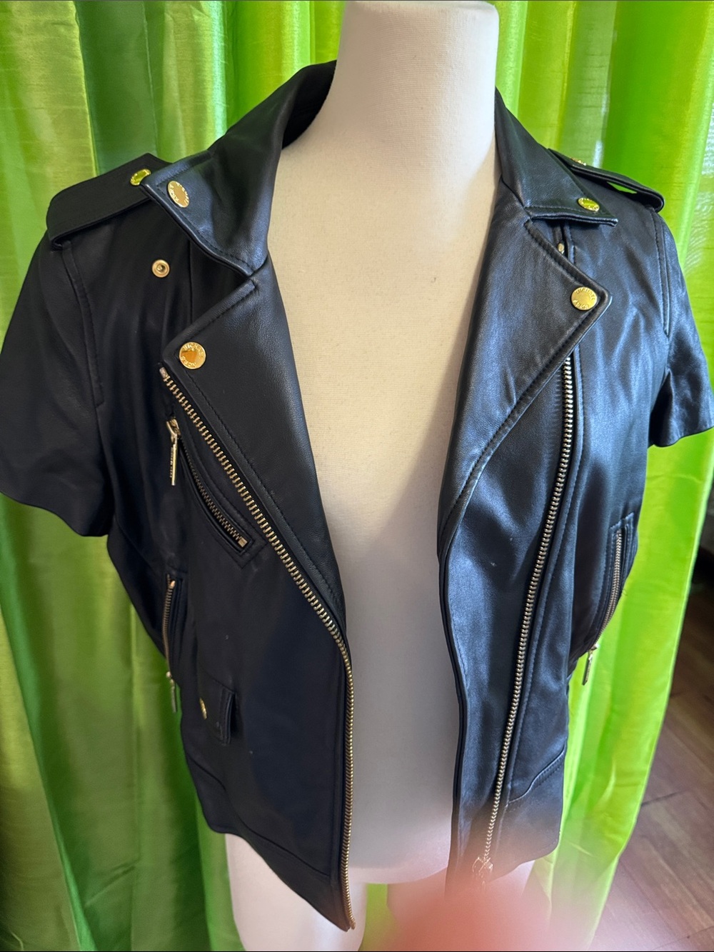 Black Short-Sleeve Leather Moto Jacket - Unbranded Michael kors.